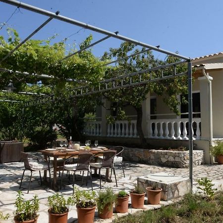 Villa The Olive Grove House Kassiopi Exterior foto